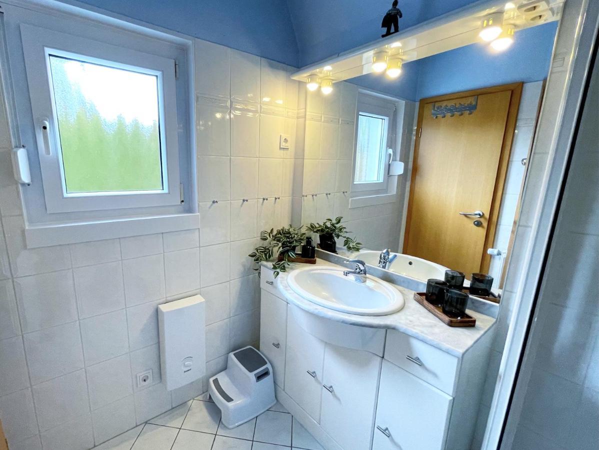 Familienfreundliches Ferienhaus In 5 Min Zum Strand Mit Terrasse Und Kostenlosem Parkplatz Cuxhaven Extérieur photo